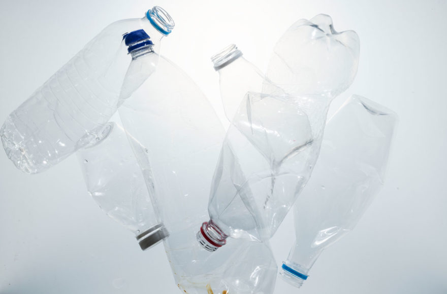 comment se déroule le recyclage des bouteilles en plastiques ?