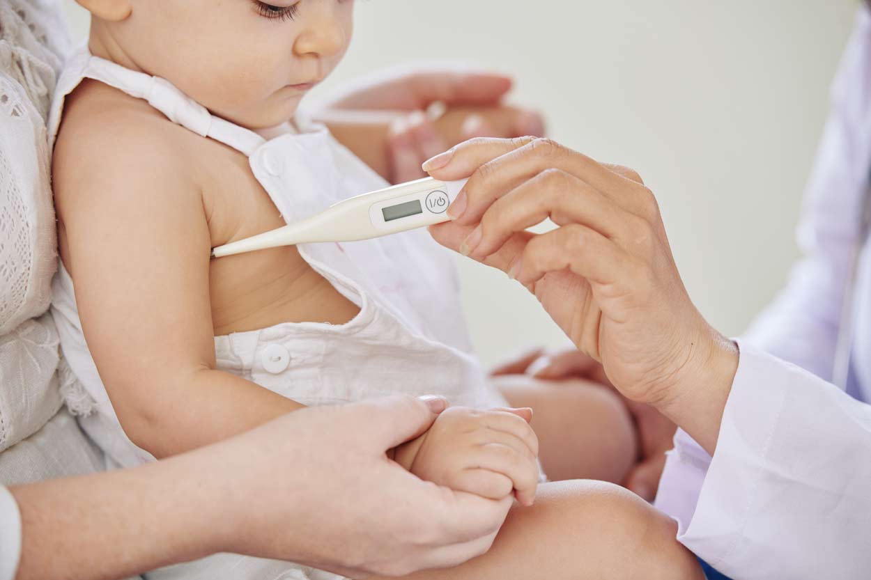 Prends La Temperature De Bebe Quel Thermometre Choisir En 22